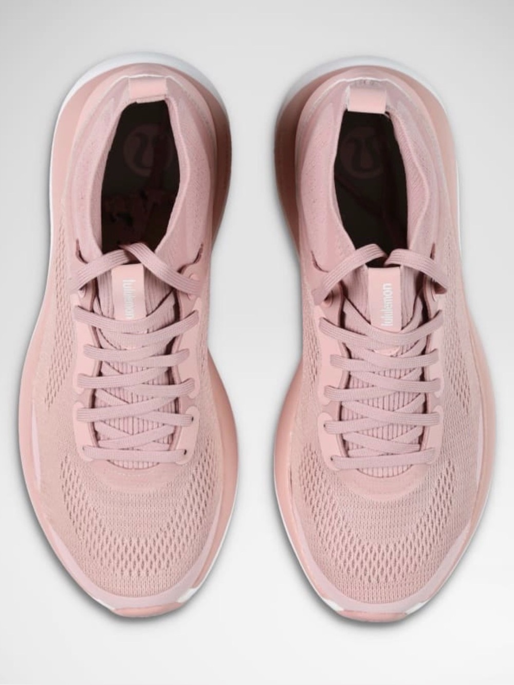 Lululemon Women's Chargefeel Mid sneakers #athletic #lululemon
New in box
